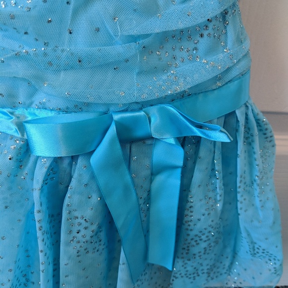 Dress - Picture 4 of 5